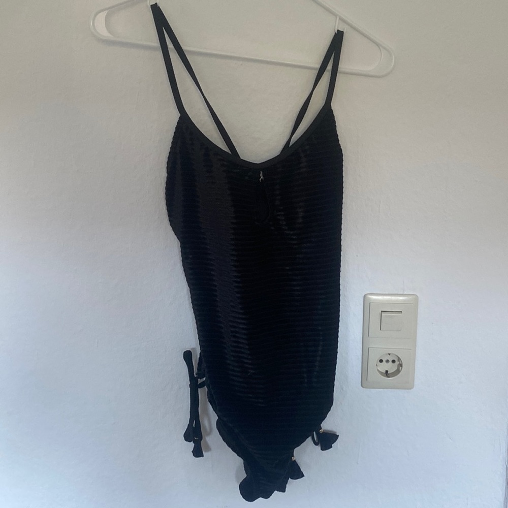 COLE of California one piece swimsuit